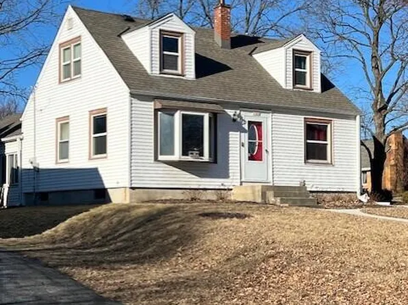 11020 West Hope AVENUE, Wauwatosa, WI 53222