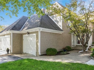 12585 Broadmoor St, Overland Park, KS, 66209