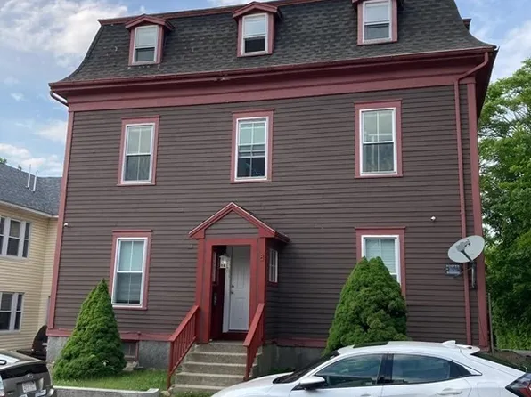 8 Cottage St, Worcester, MA 01609