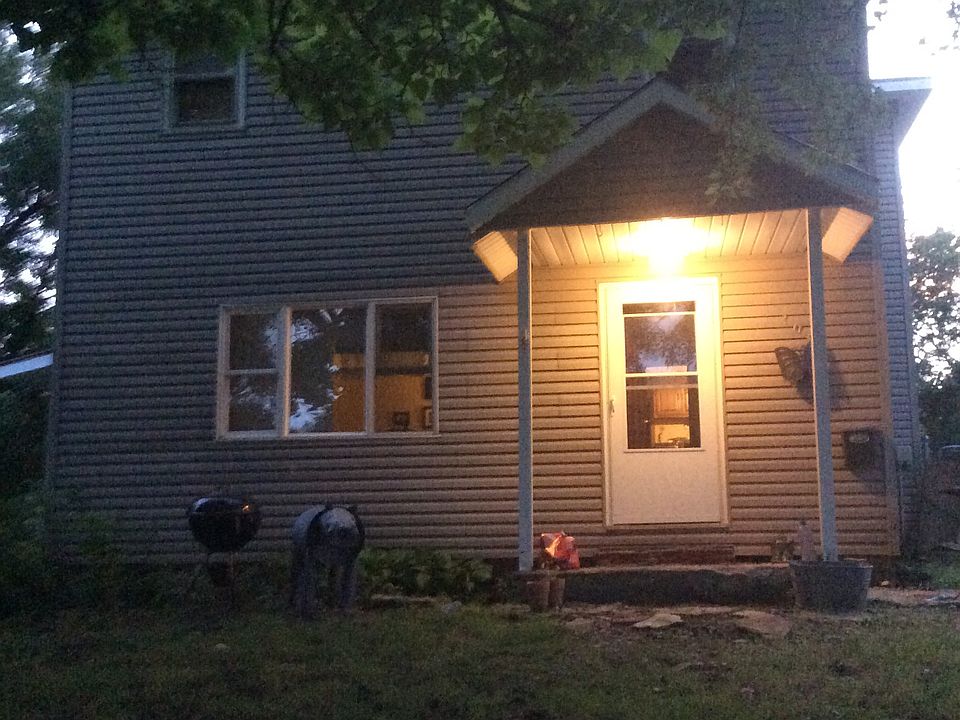 1st image of 109 Mineral St