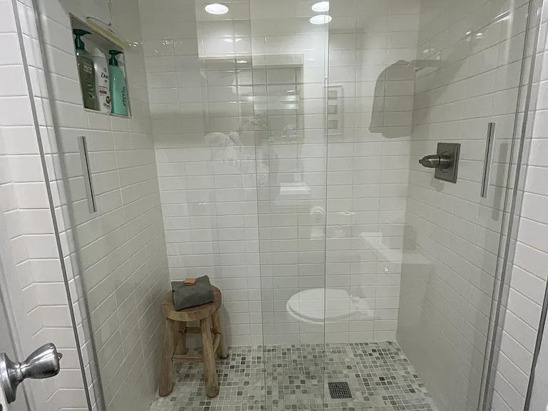 222 Creekside Dr — Photo 12