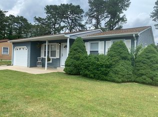 25 Hummingbird Ln #73, Manchester Township, NJ 08759