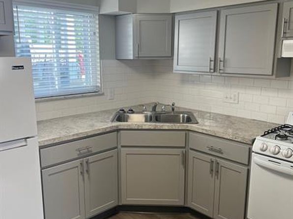 320 Fremont Ave APT 3