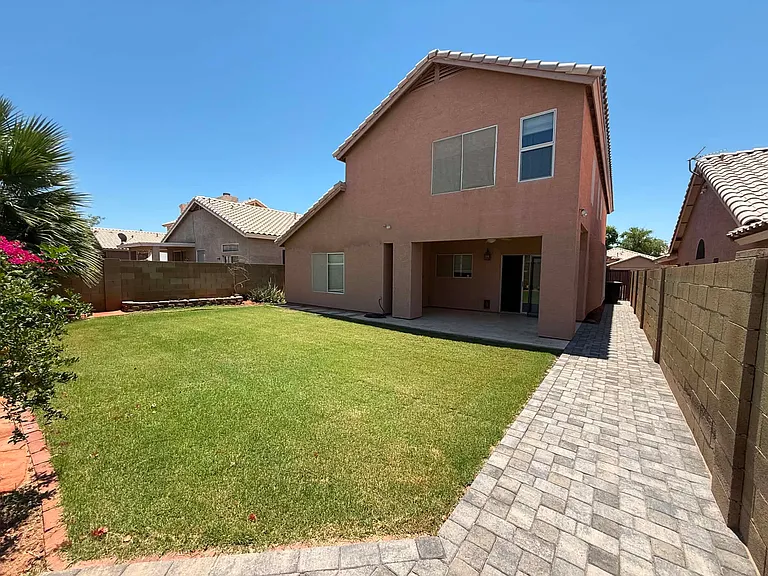 5200 W Shannon St — Photo 19