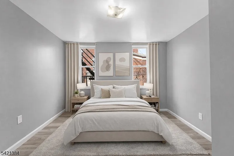 1 bed, 1.0 bath, 435 sqft, $1,650 — Photo 2