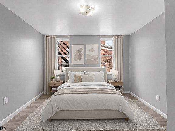 2nd image of 23 Monroe St APT 2