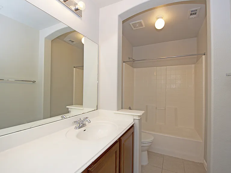 6800 Cromarty Ln — Photo 39