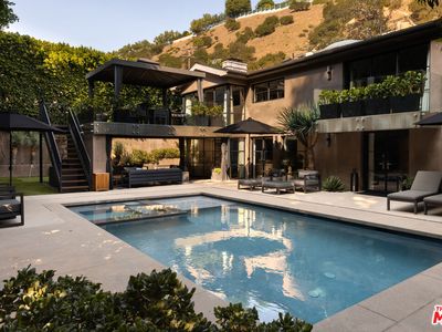 1853 Franklin Canyon Dr, Beverly Hills, CA, 90210