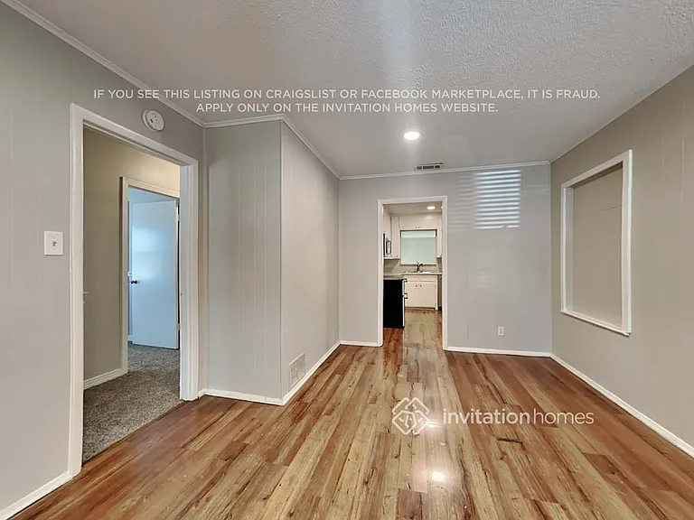 807 Woodleigh Dr — Photo 3