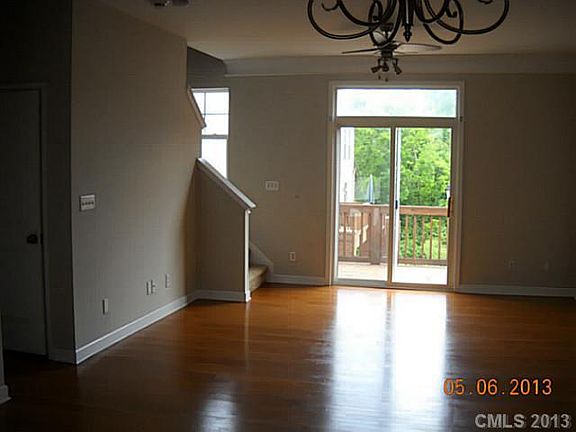 4th image of 8344 Scotney Bluff Ave #33