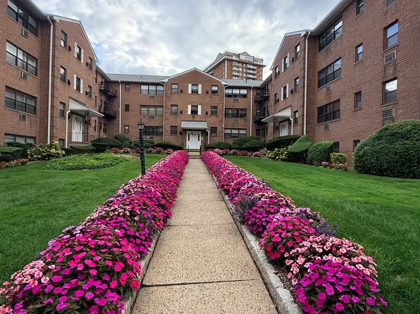 220 Prospect Ave APT 3C, Hackensack, NJ 07601