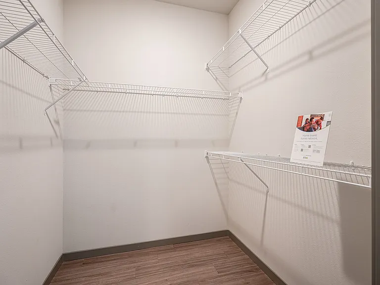 35 Degrees North Apartment Homes — Photo 7
