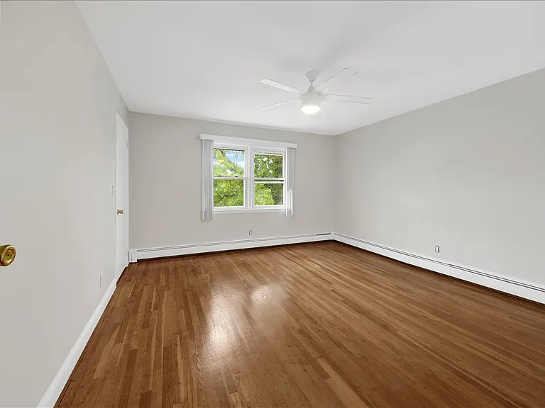 21 E Cedar St #2 — Photo 11