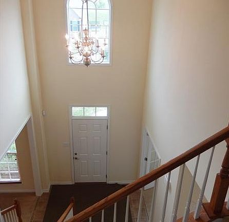 2nd image of 10880 Gasson Dr