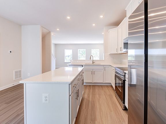 4th image of 116 Shuoner Ct