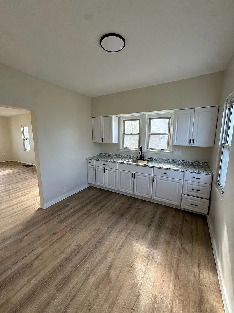 Charming 2BR Home in Pittsburgh, Section 8 Considered!! — Photo 4