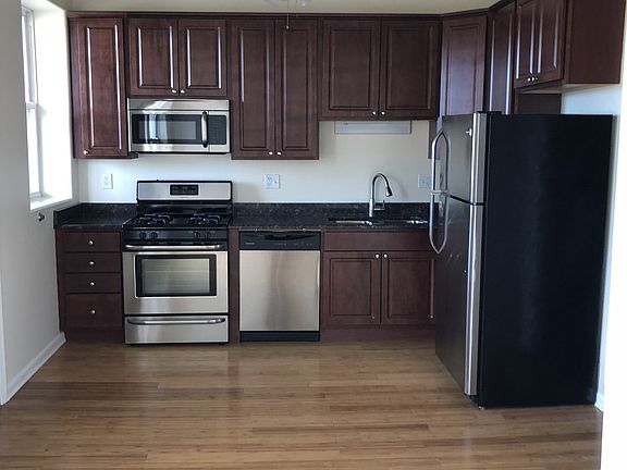 5th image of 4957 S Wabash Ave #3