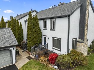 6987 Dublin Village Dr, Dublin, OH 43017