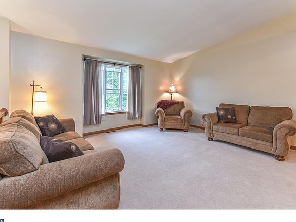 2nd image of 1132 Bernard Dr