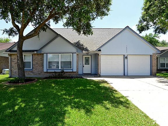 2nd image of 16822 Man O War Ln