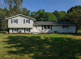 12047 Packets St NW, Canal Fulton, OH 44614