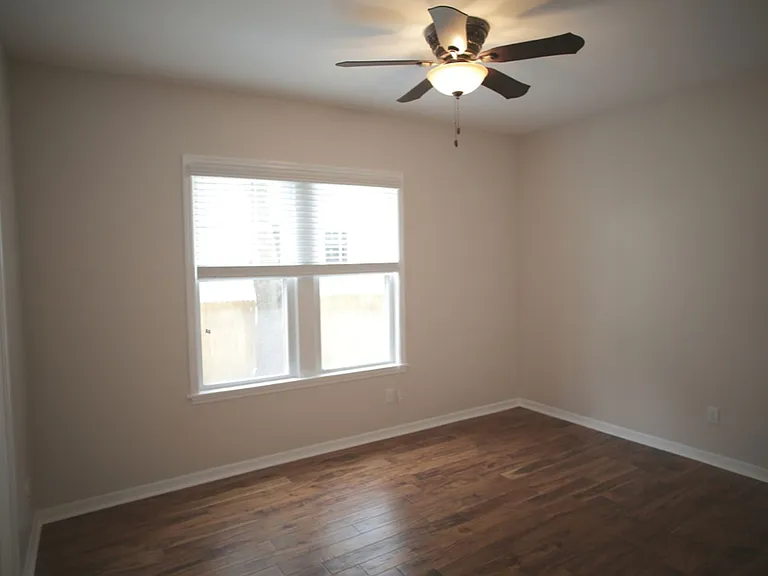 78 Riberia St — Photo 13