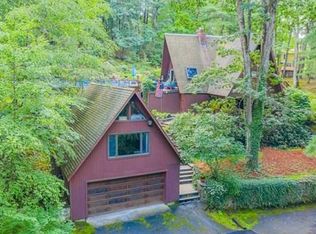 1 Harrington Way, Manchester, MA 01944