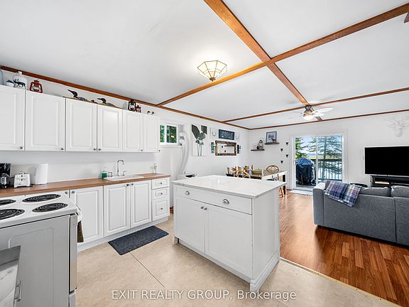 5th image of 50 Cedar Ln