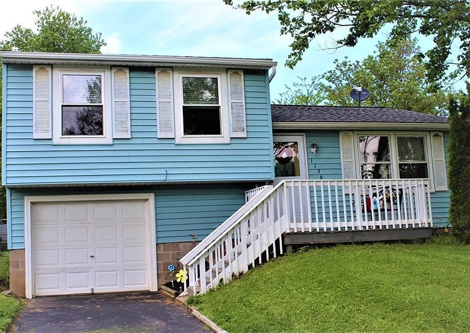 1st image of 1136 Meadowbrook Ln