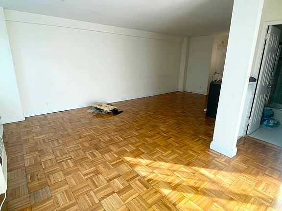 3rd image of 141 E 89th St APT 4E