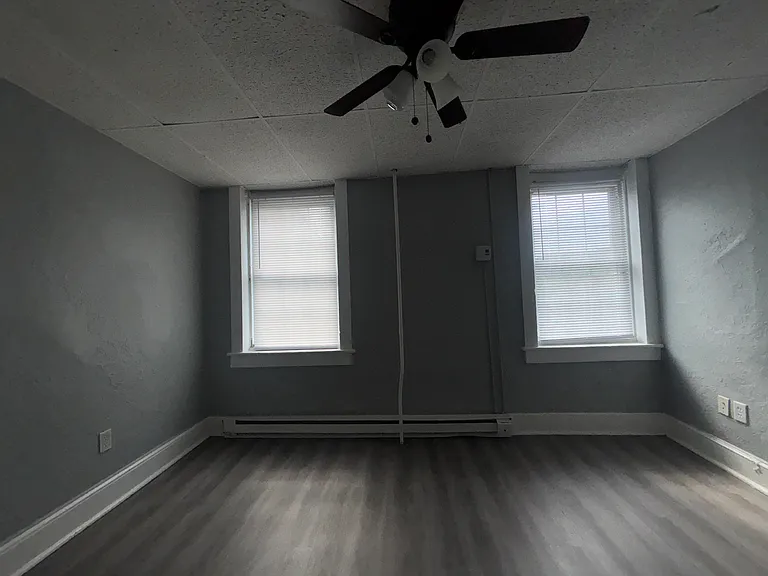 717 Mill St #2 — Photo 11