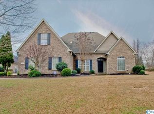 135 Lullwater Way NE, Huntsville, AL 35811