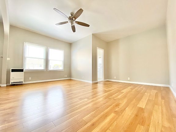 4th image of 5139 Melrose Ave APT 205
