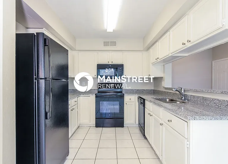8729 W Athens St — Photo 7