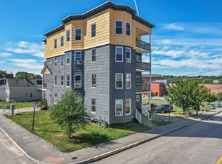 53 Maple St, Lewiston, ME 04240