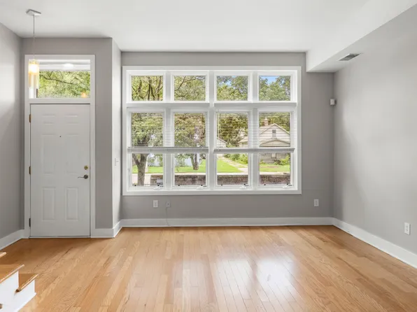 Amazing Townhome in KCKS-One month free, 4455-57 & 4471 73 Rainbow Blvd #4473, Kansas City, KS 66103