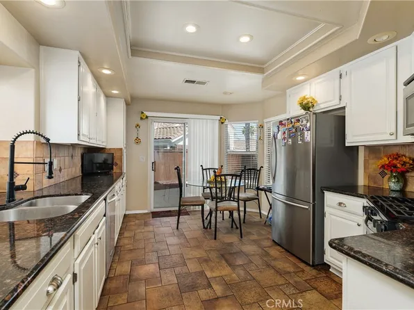 29902 Saint Andrews Dr, Menifee, CA 92584