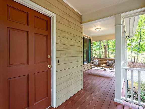 5th image of 2202 Wyngate Dr