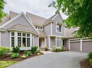 8 Old Town Rd, Beverly, MA 01915