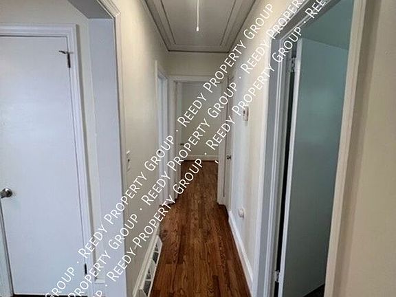 3rd image of 15 Orleans Ct
