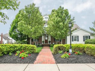 6887 New Albany Links Dr, New Albany, OH 43054
