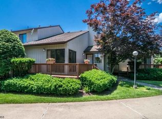 250 Ridgedale Ave APT U3, Florham Park, NJ 07932