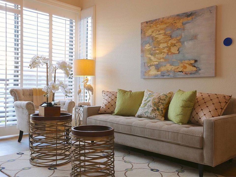 1st image of 214 Shorebird Cir