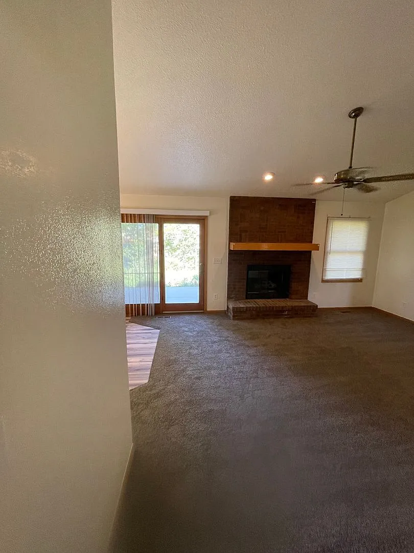 2315 43rd Avenue Ct. — Photo 2