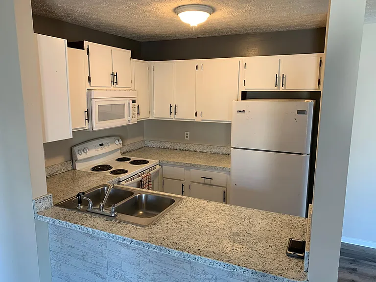 3329 Betty Ct #3329 — Photo 10