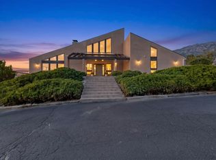 450 Live Oak Ln NE, Albuquerque, NM 87122