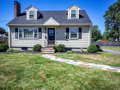 99 6th St, Norwood, MA, 02062