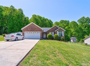 170 Ruthaven Dr, Bessemer City, NC 28016