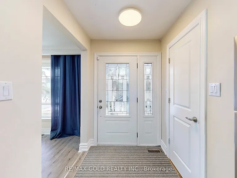 189 Kingsview Blvd — Photo 19