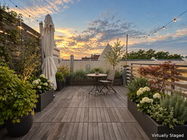 487 Sixth Avenue image 1 of 10
